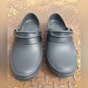 BLACK Crocs ( New) Women's Sz 10 Back Strap Comfort